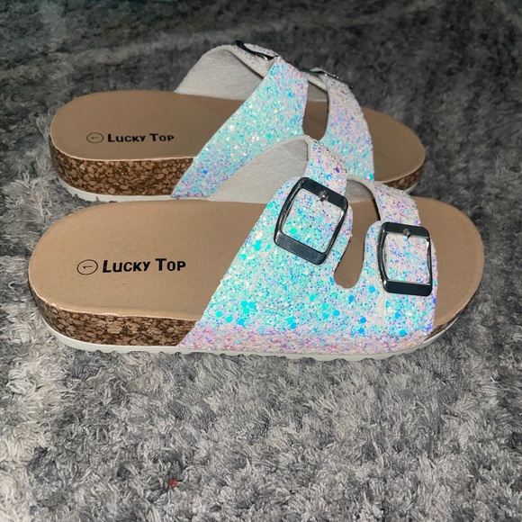 Brand New Girls Sparkly Glitter Buckle Sandals - Picture 2 of 5